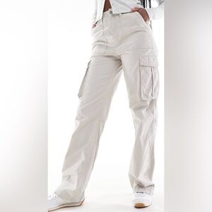 Bershka cargo pants in gray